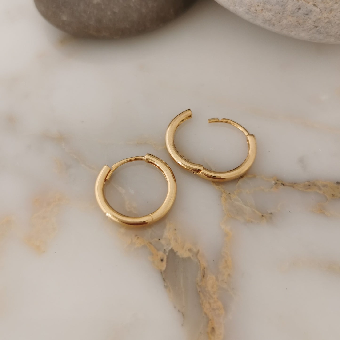 Elegant Everyday Solid 9ct Gold 15mm Huggies