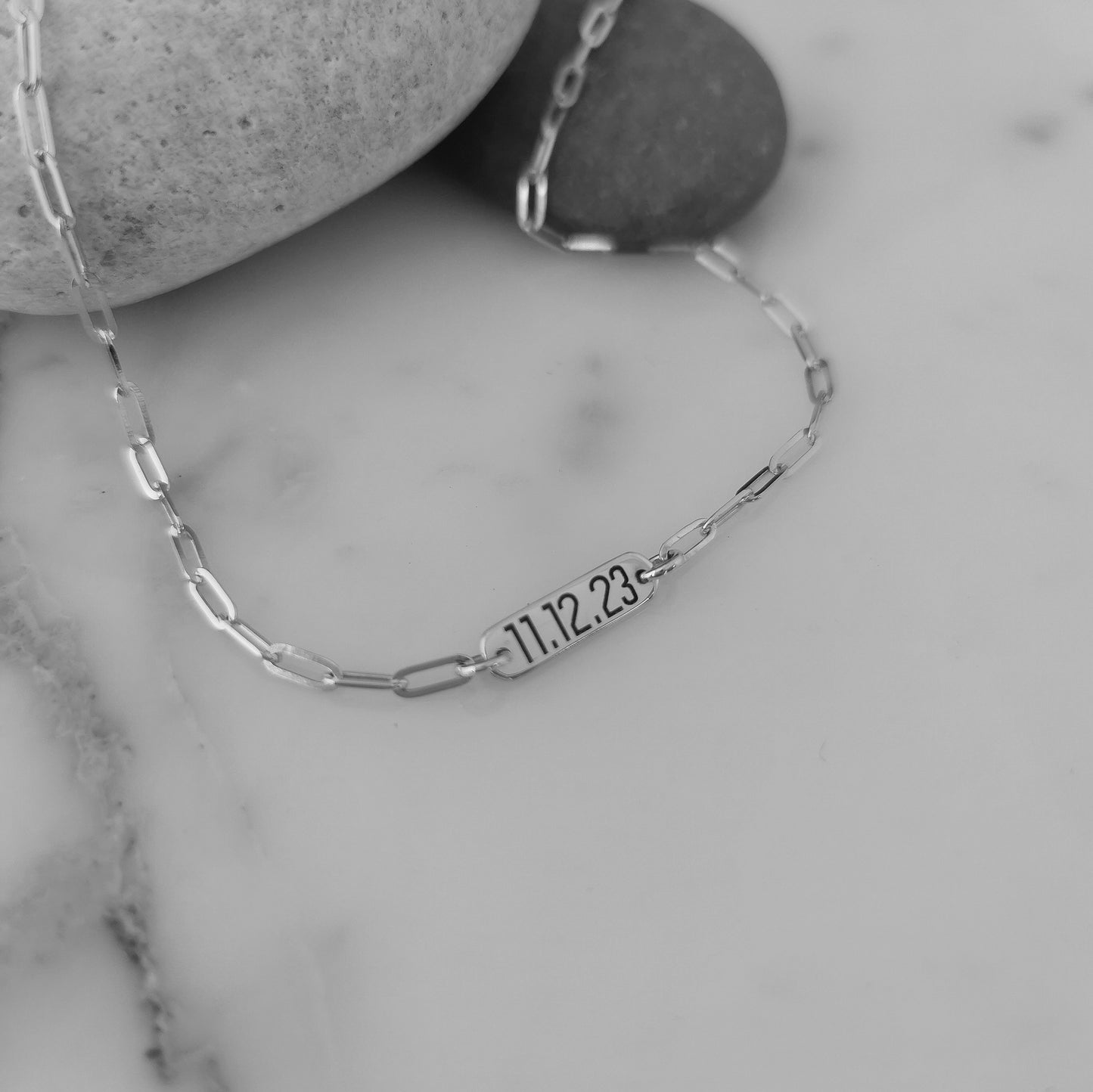 Engraved 9ct Gold or Sterling Silver Paperclip Necklace