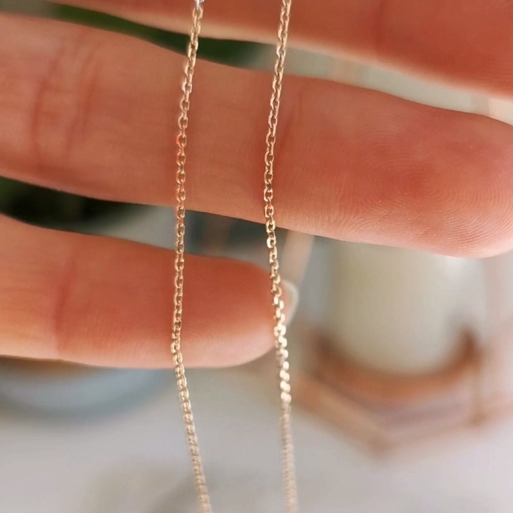 Fine 9ct Gold Diamond Cut Chain