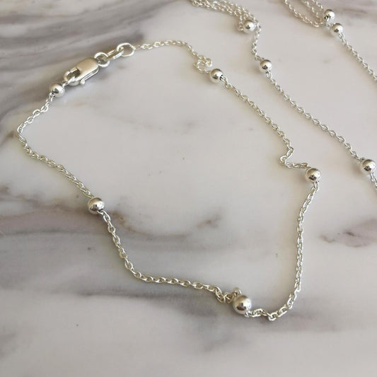 Dainty Silver Beaded Bracelet