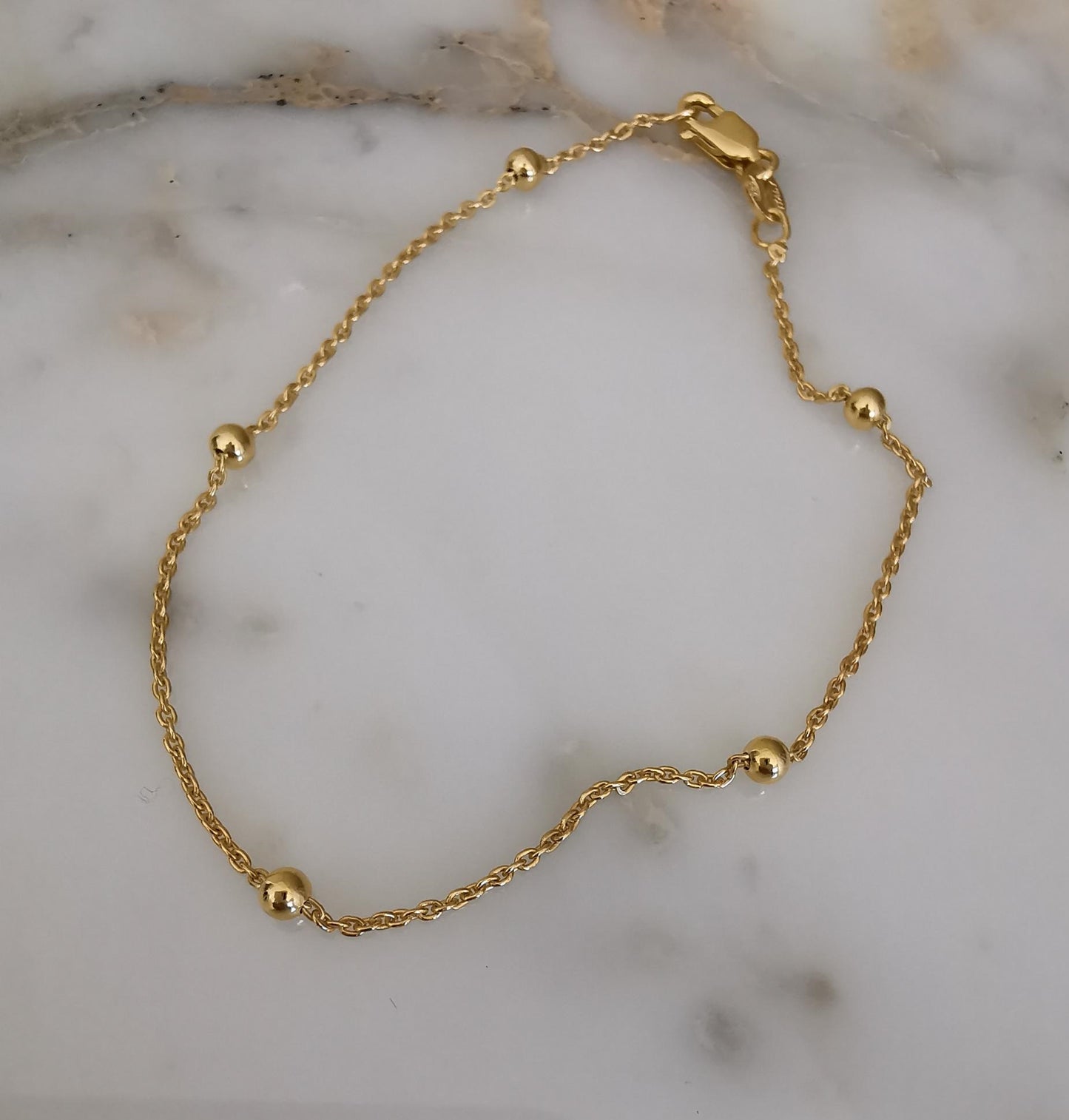 Dainty Silver Beaded Bracelet