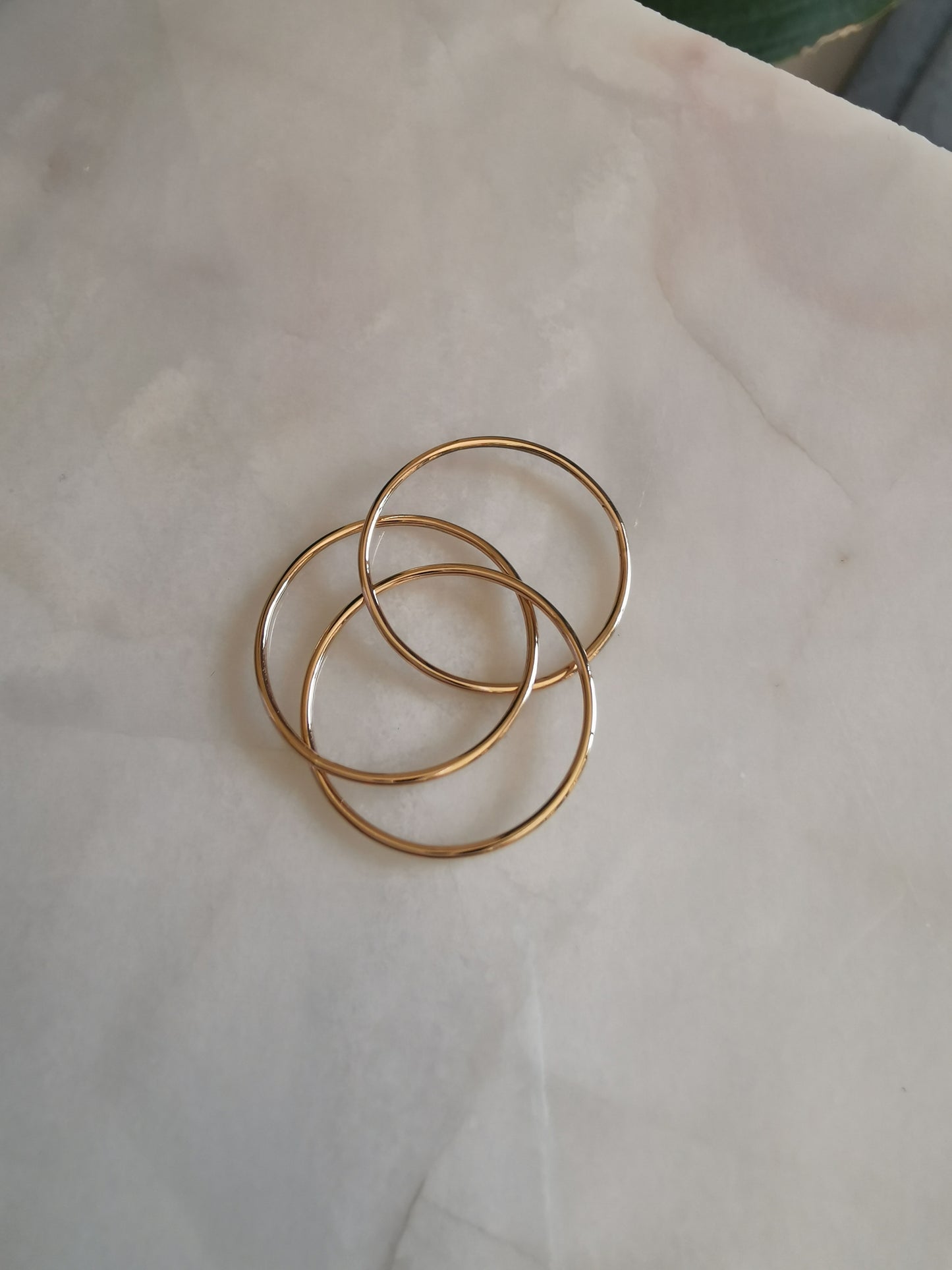 Dainty Gold Interlinked Ring