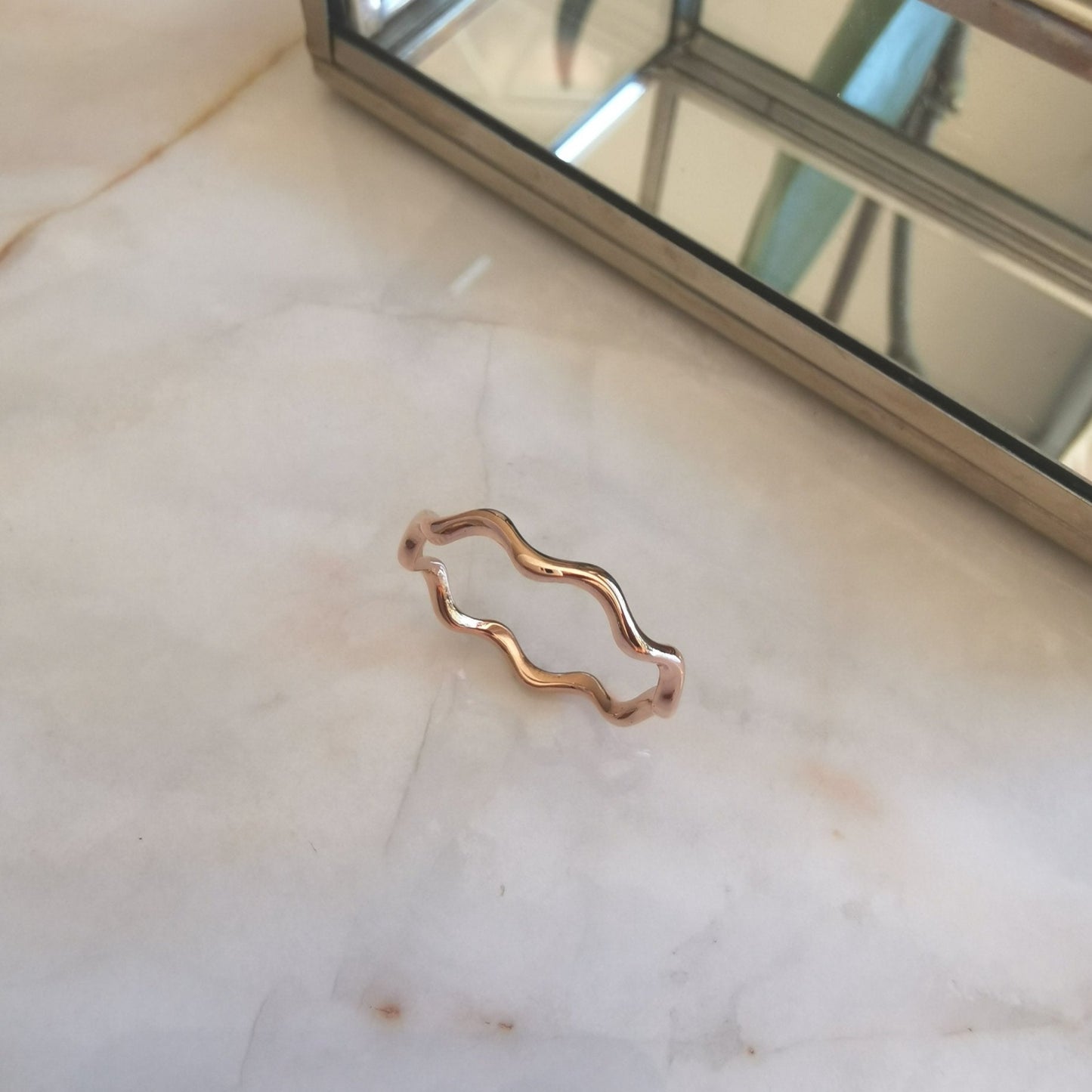 Fine Squiggly Band