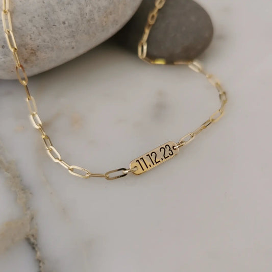 Engraved 9ct Gold or Sterling Silver Paperclip Necklace