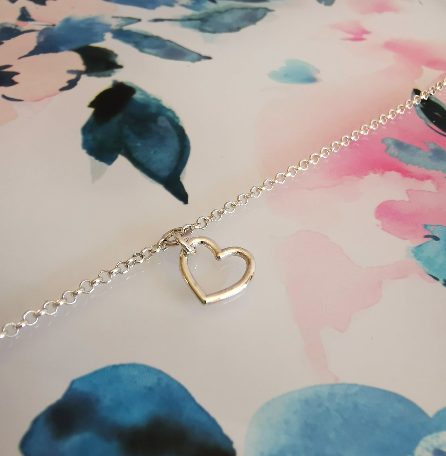 Delicate Silver Bracelet with Open Heart Chain in the centre